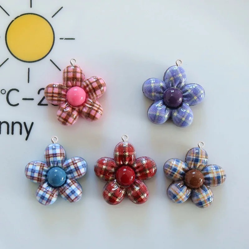 Art Craft Accessories - 10 szt. Słodkie kwiatowe zawieszki z